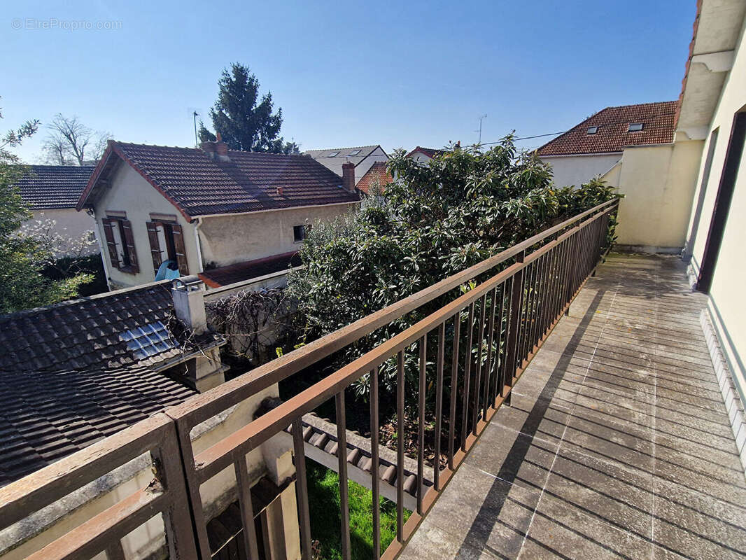 Maison à LIVRY-GARGAN