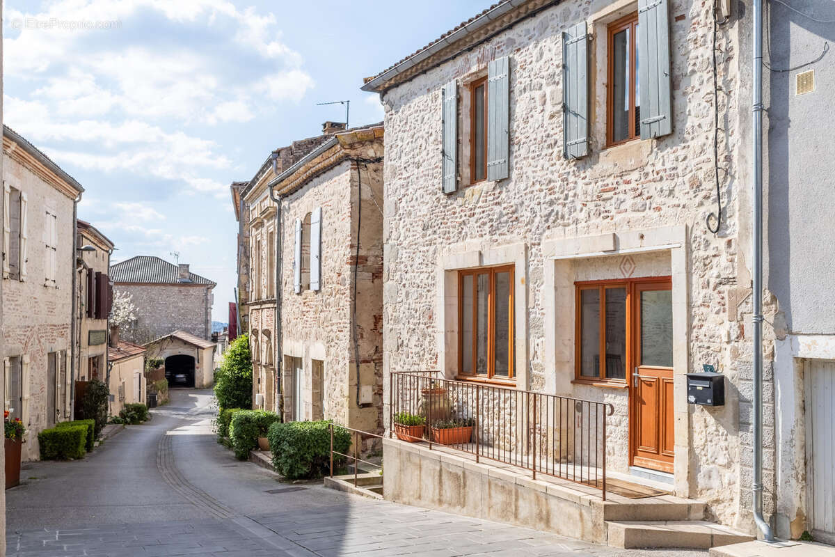 Maison à PENNE-D'AGENAIS