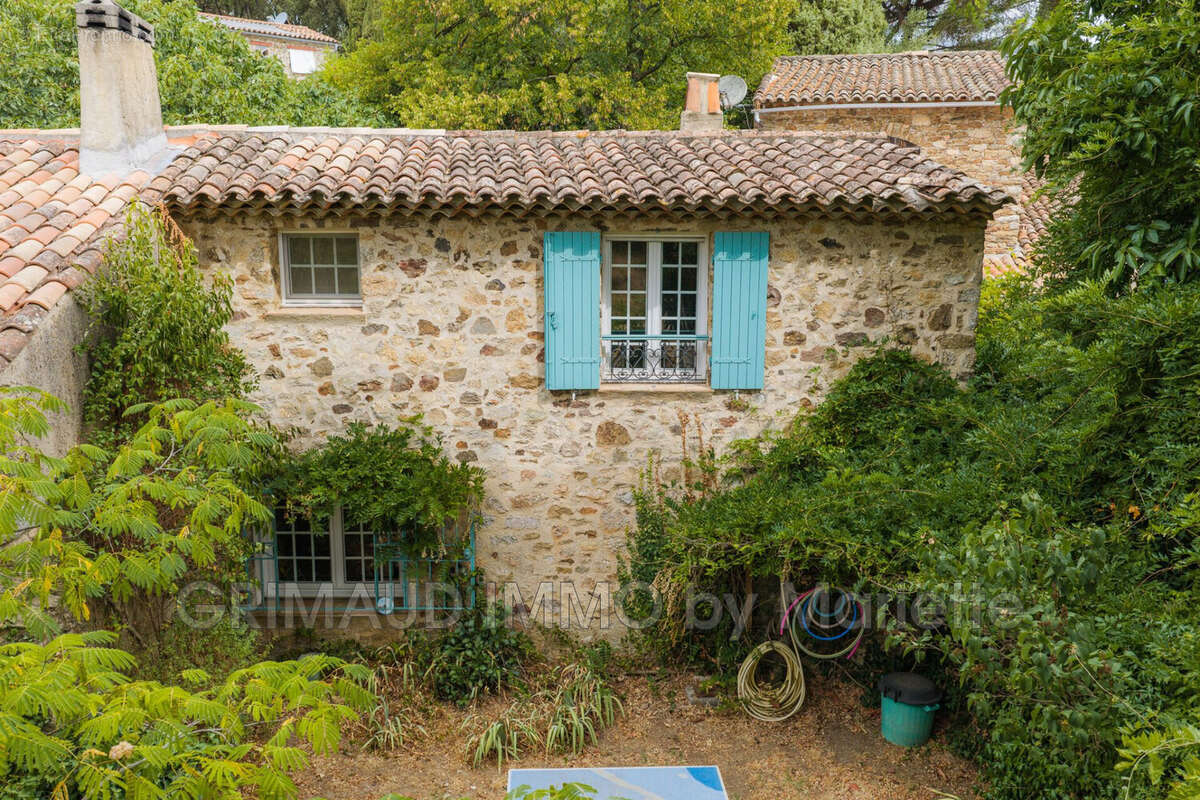 Maison 152 m² à La Garde-Freinet  - photo 6
