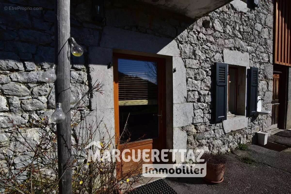 Maison à MEGEVETTE
