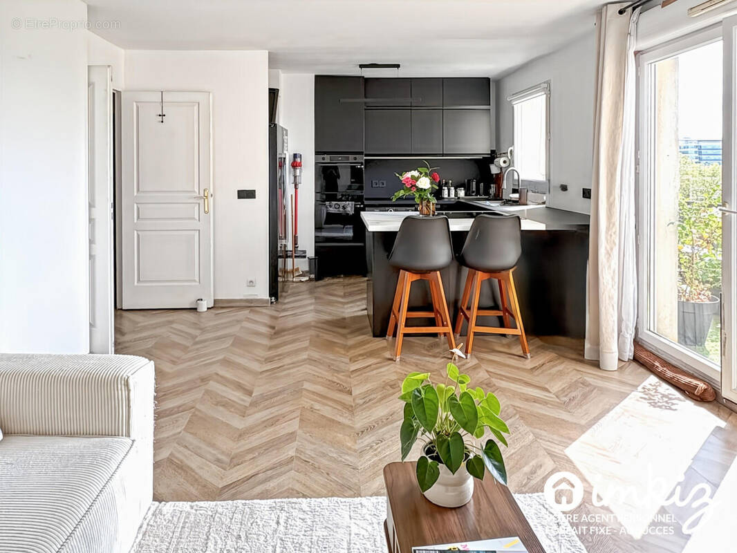 Appartement à COLOMBES