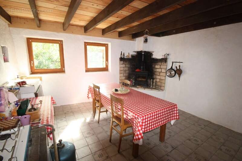 Dpt Ain (01), à vendre TORCIEU grangeon en pierres P2 d'environ 40 m² et terrain de 4362 m² - photo 12