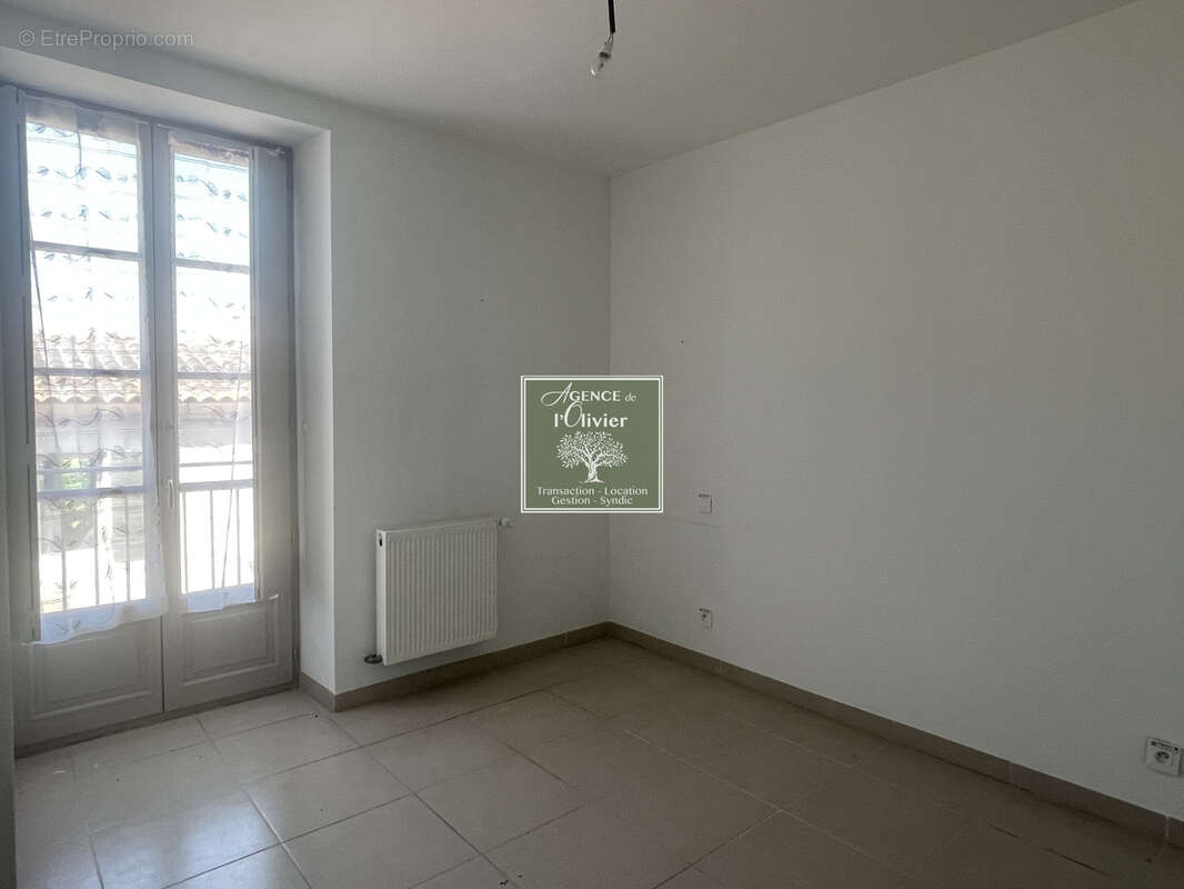 FONTVIEILLE - Appartement de 73 m2 au coeur du village - photo 10