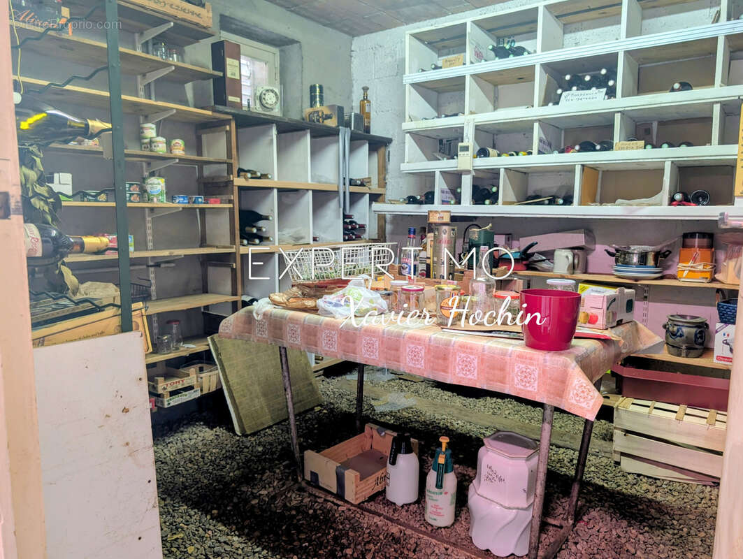 Maison 4 pièces évolutive (81 m2) sur grand terrain de 918 m2 avec dépendances & sous-sol complet - photo 14