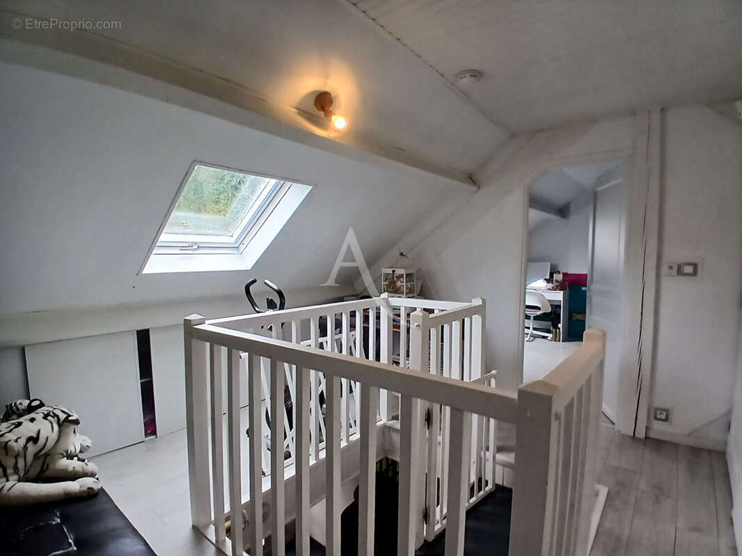 Maison à CHARS
