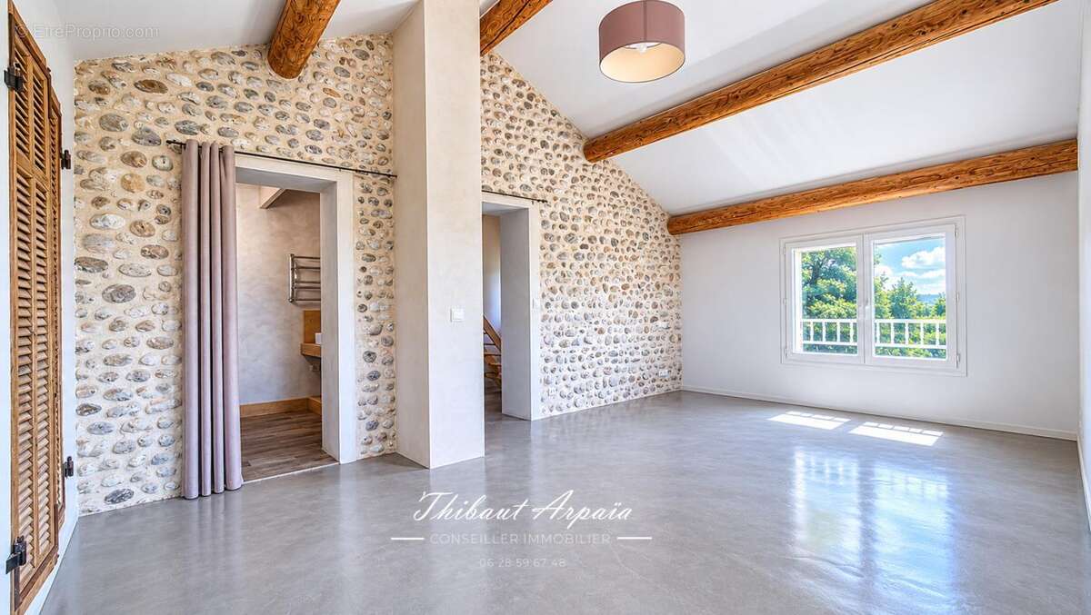 Maison à ORAISON