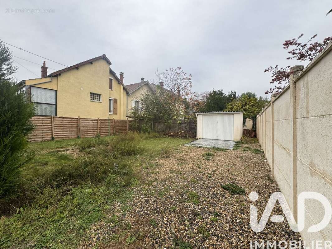 Photo 3 - Maison à MONTEREAU-FAULT-YONNE