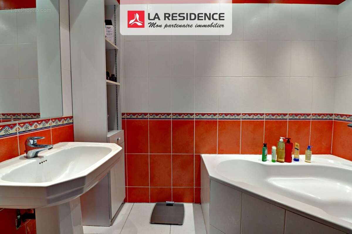 Appartement à NEUVILLE-SUR-OISE