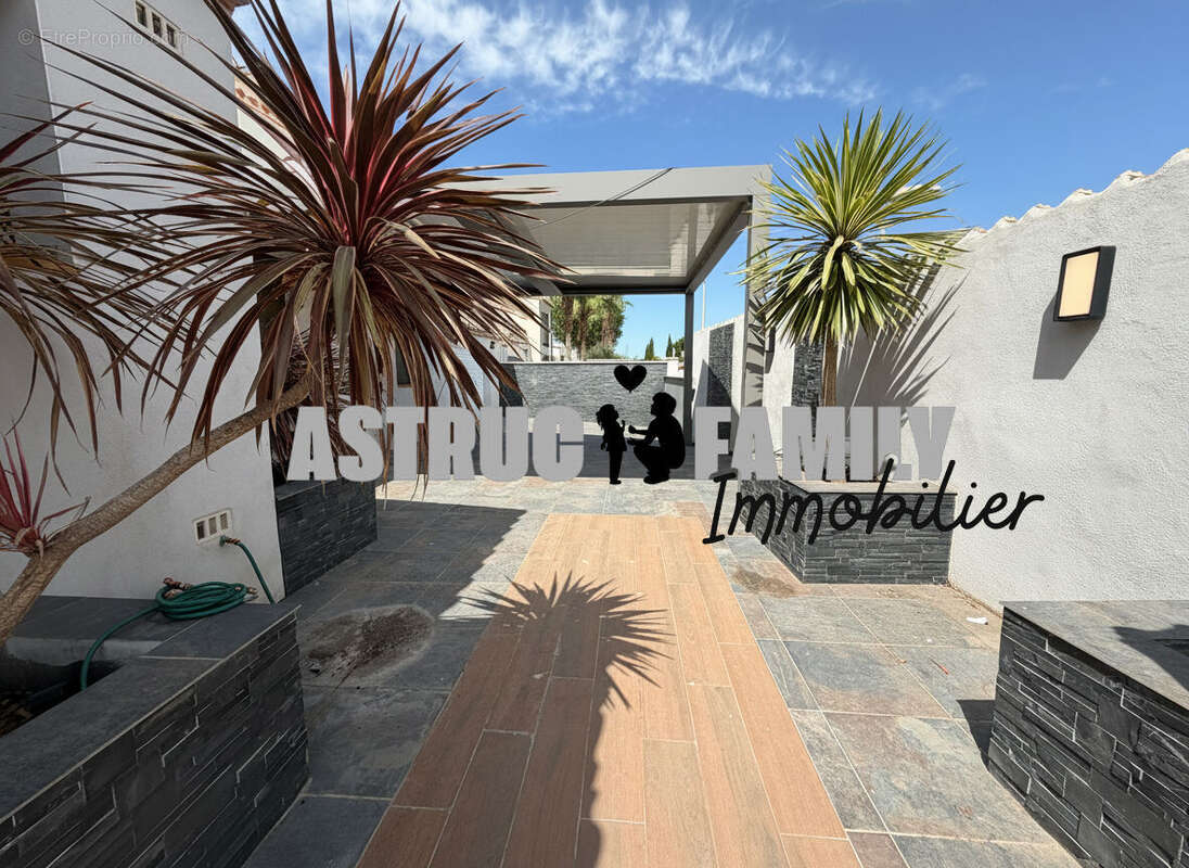 Aigues-mortes - maison contemporaine - jardin piscine garage - photo 13