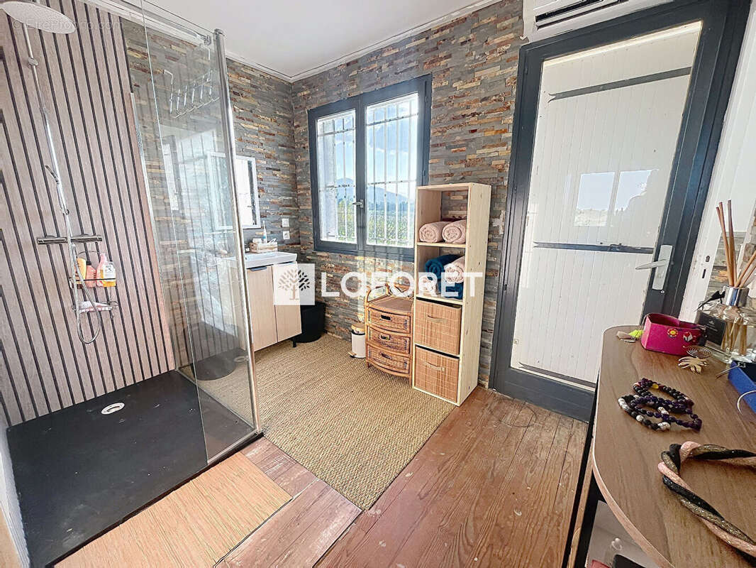 Maison à LAROQUE-DES-ALBERES