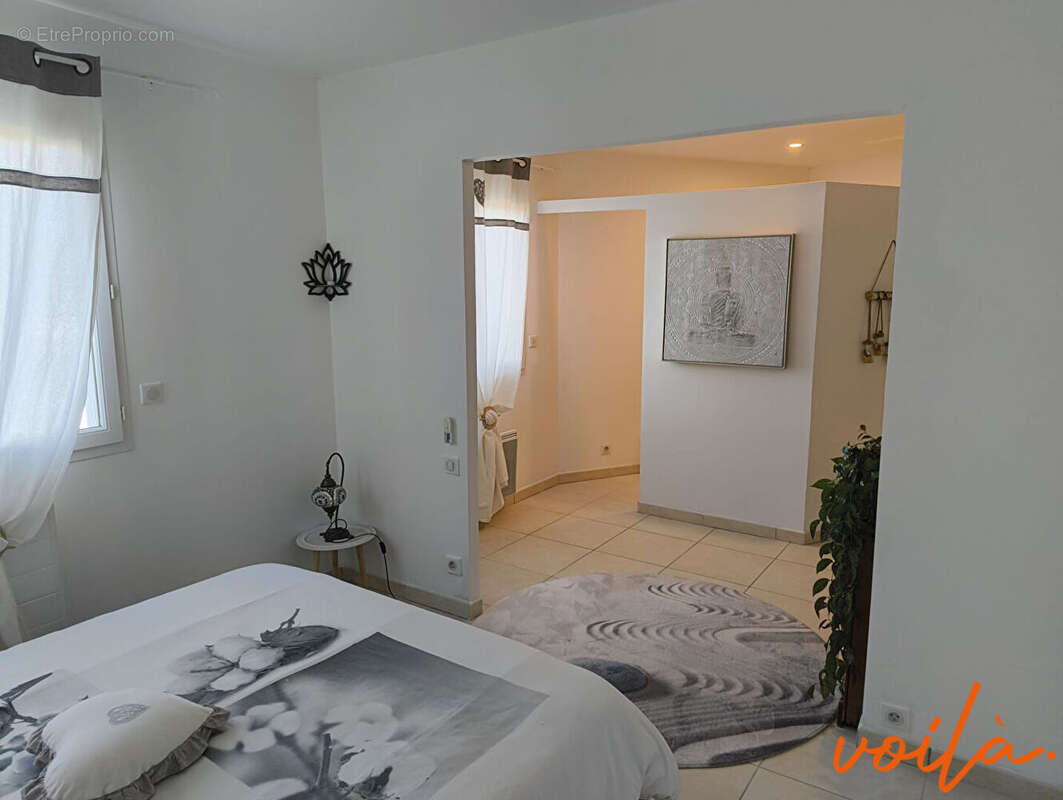 Réf : ZENITUDE - CARCASSONNE - Villa plain-pied 3ch. - Jardin - Piscine - Garage - photo 14