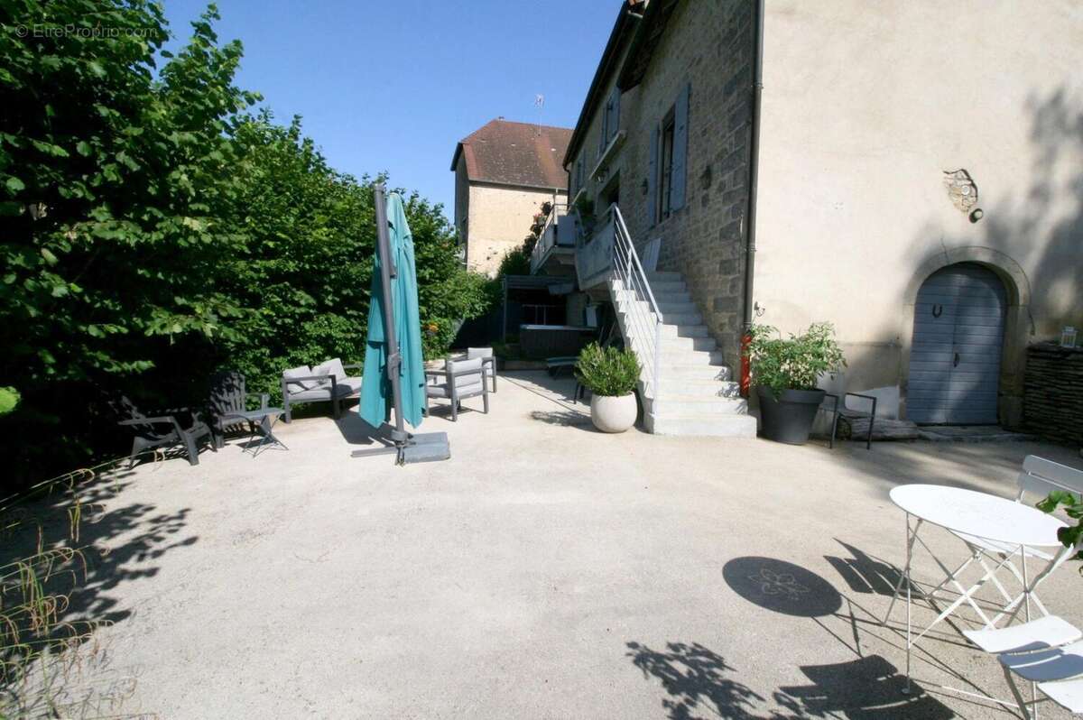 Photo 3 - Maison à LAVIGNY