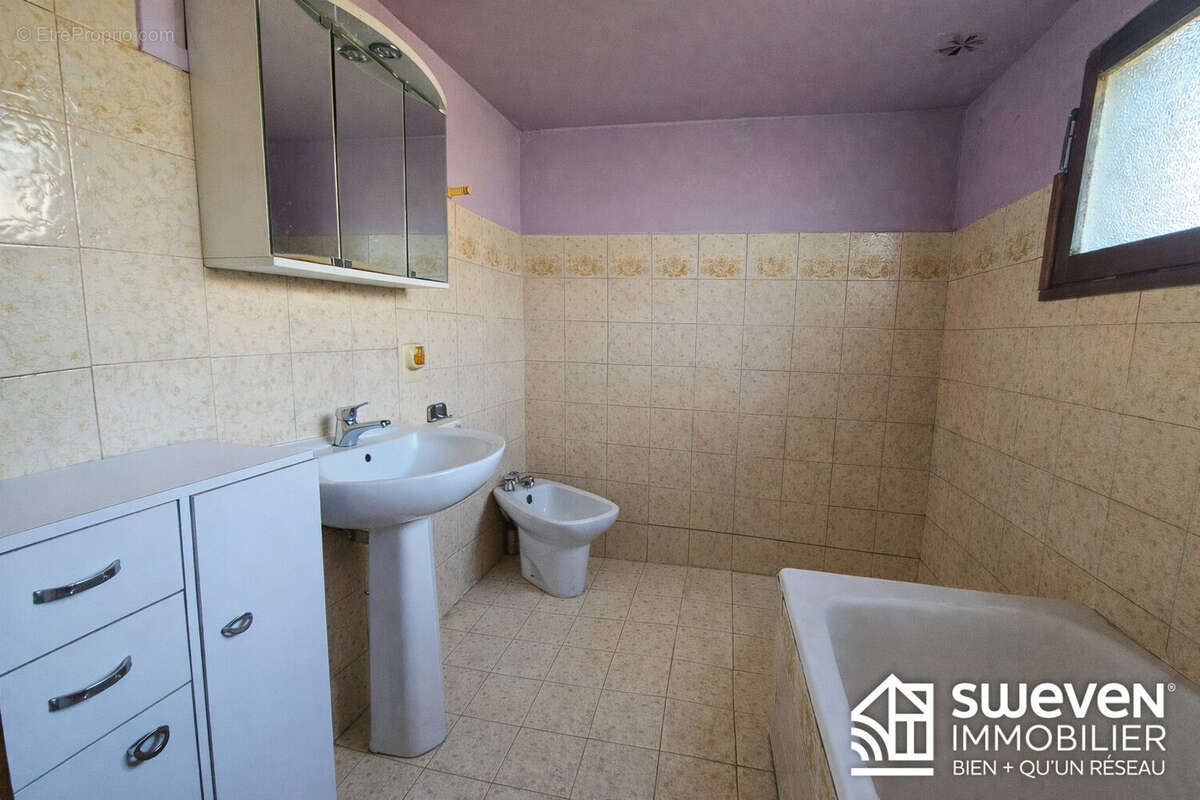 Maison à SAINTE-LIVRADE