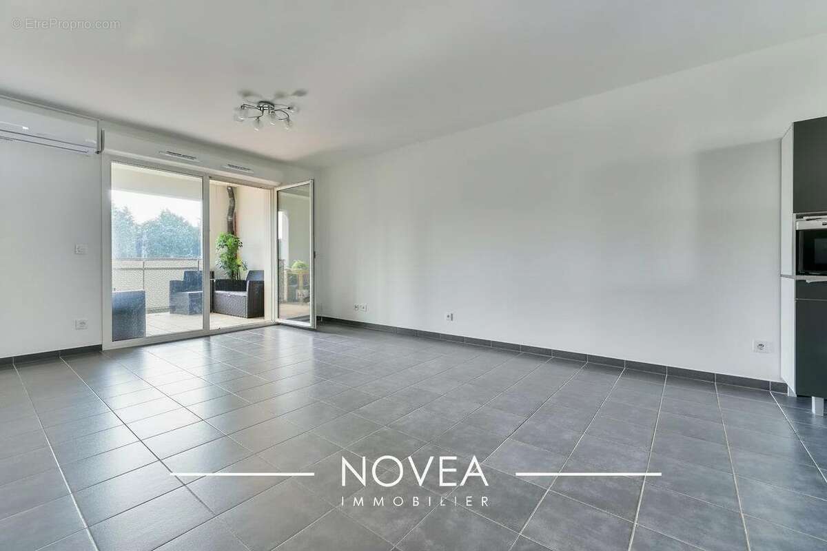 Appartement à SAINT-CYR-AU-MONT-D'OR