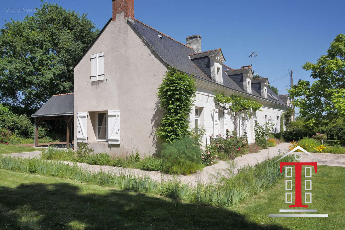 Maison à SAINT-MATHURIN-SUR-LOIRE