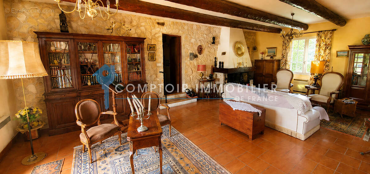 Maison à PERTUIS