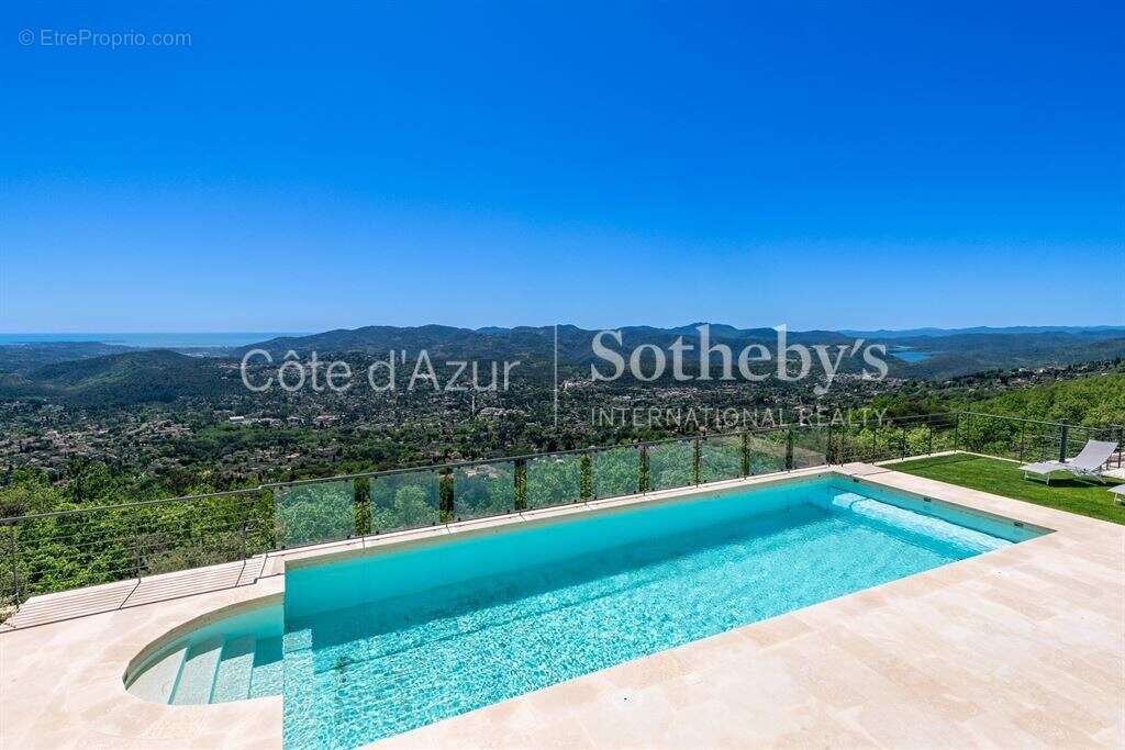 Maison à SPERACEDES