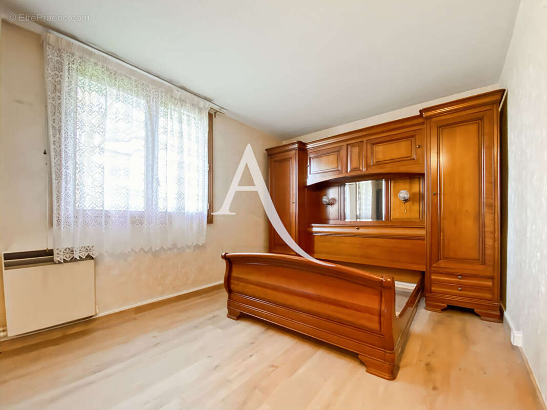 Appartement à BOIS-D'ARCY