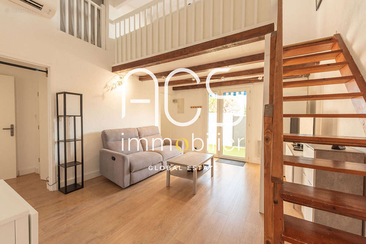 Maison à SAUSSET-LES-PINS