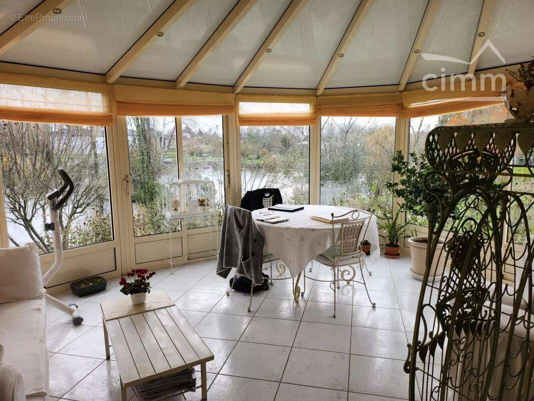 Maison à NEUVY-PAILLOUX