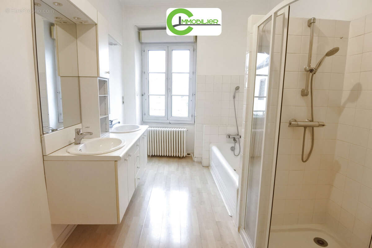 Maison à LA FERTE-BERNARD