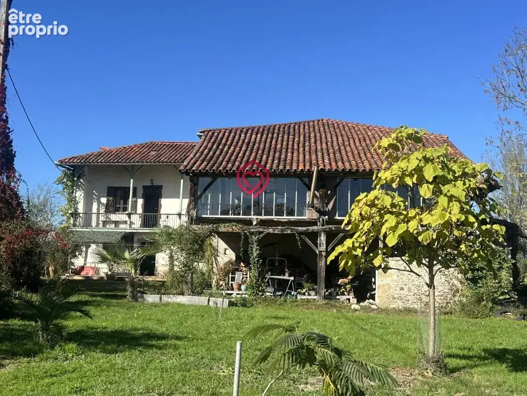 Maison avec galerie d'artiste et 16523m2 terrain - photo 3