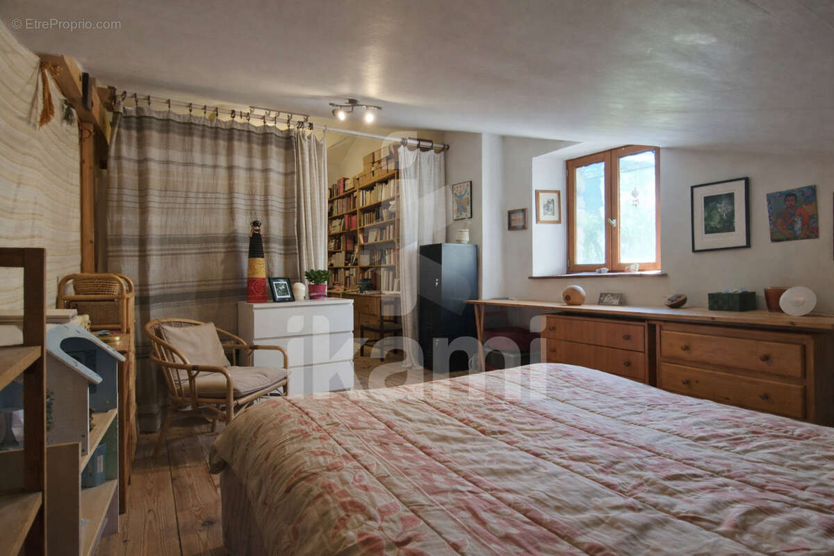 Maison à ROCHECHINARD