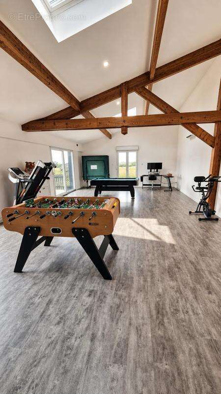 Maison individuelle de 160 m2 f6 de plain pied 4 chambres garage et jardin - photo 11