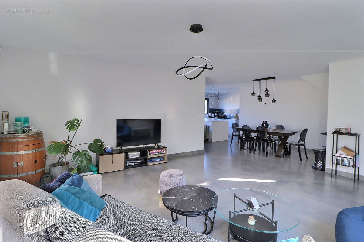 Maison à SAINT-AUNES