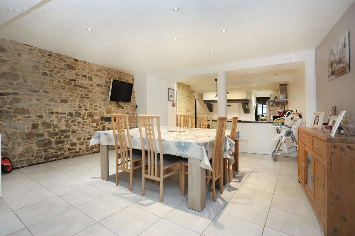 Maison à LA GUERCHE-DE-BRETAGNE