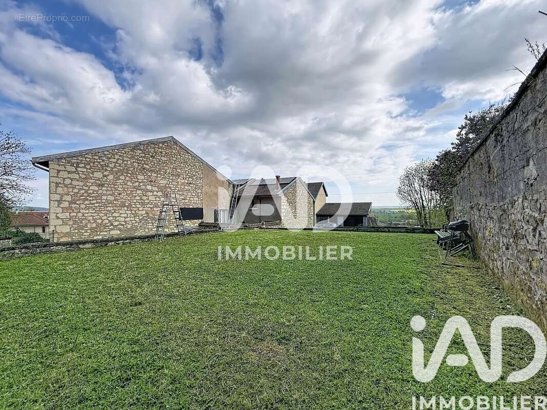 Maison 143 m² à Clermont-En-Argonne  - photo 2