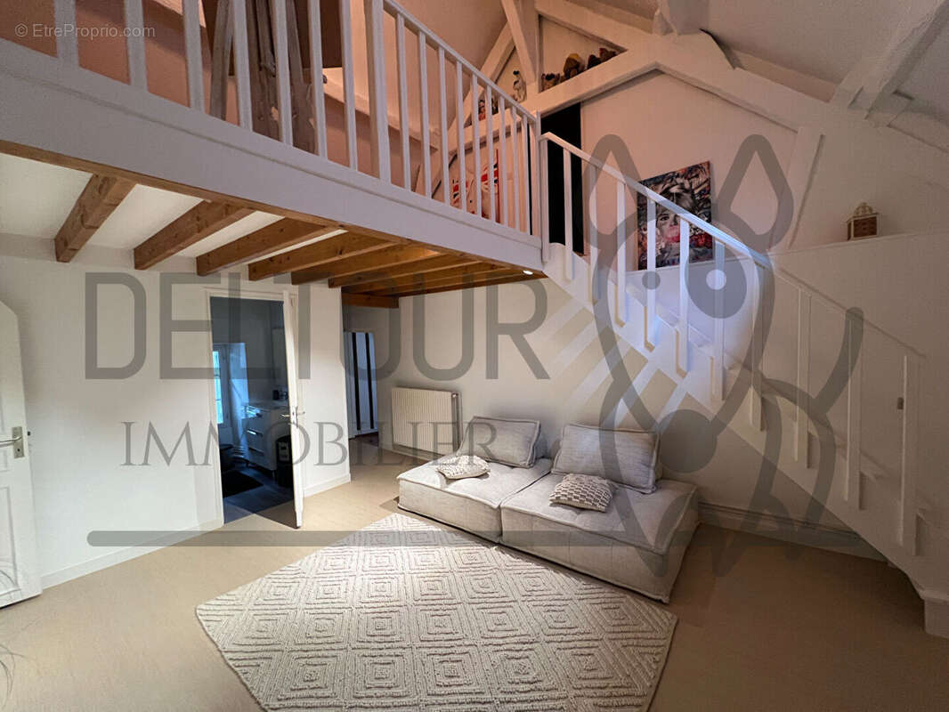 Maison à COULOMMIERS