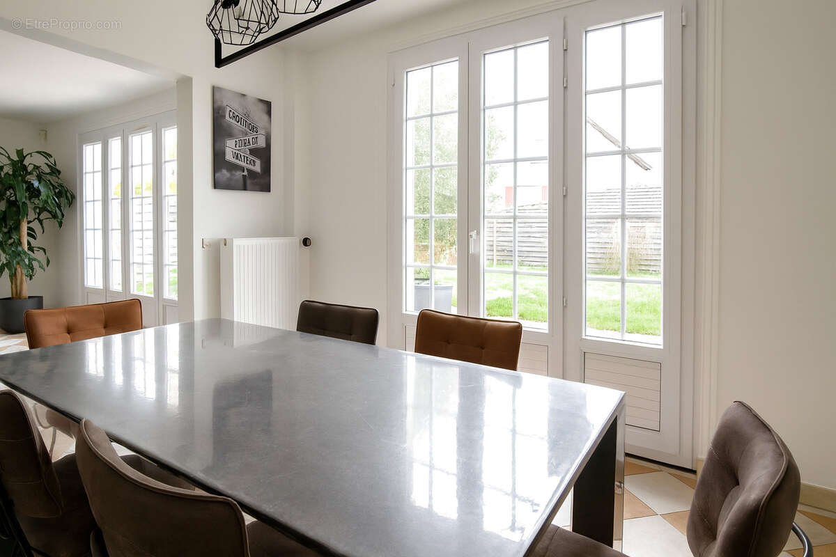 Maison à SAINT-OUEN-L'AUMONE