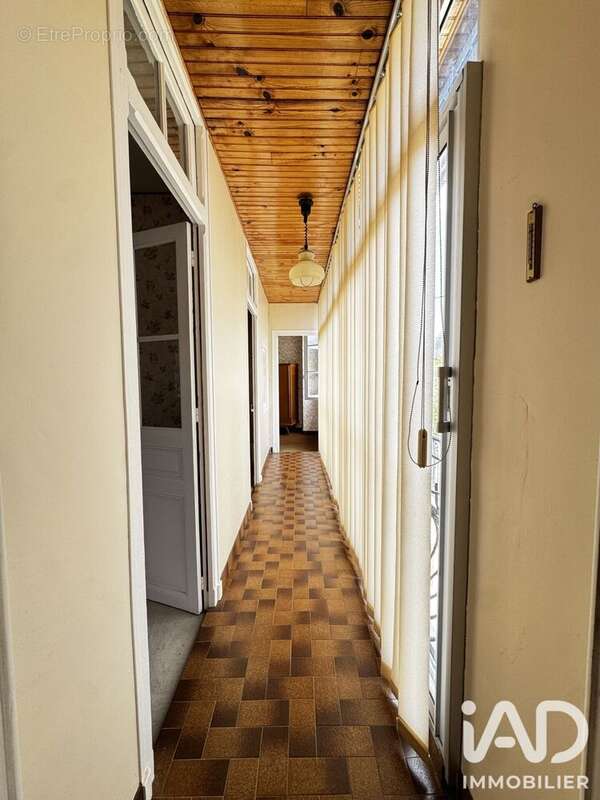 Maison 176 m² à Montaut  - photo 9