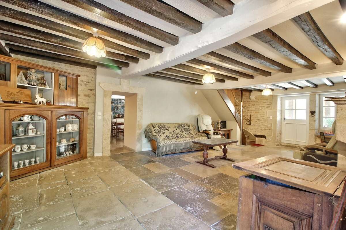 Maison 320 m², 5 chambres - photo 3