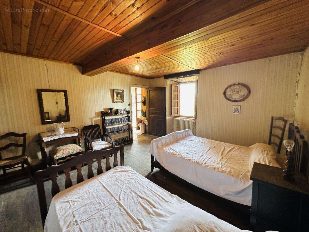 Maison à TAURIGNAN-VIEUX