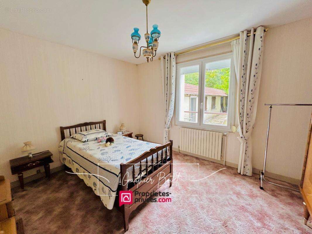 Maison à COULOMMIERS