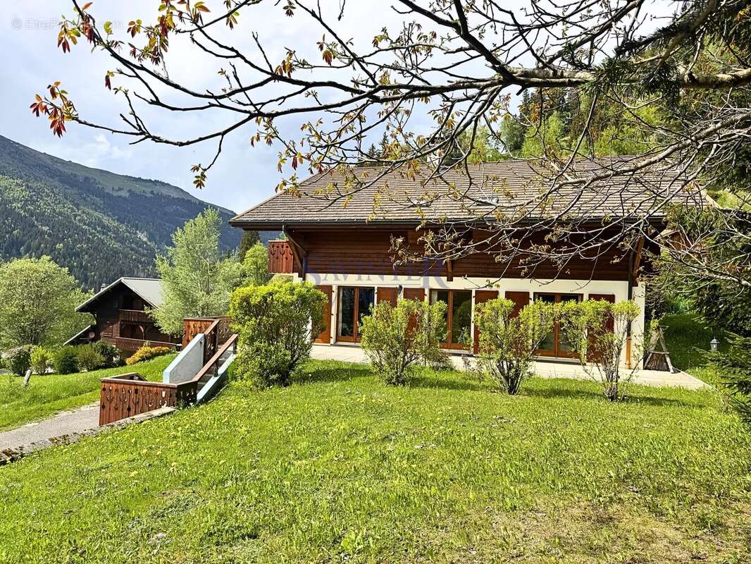 Appartement à LES CONTAMINES-MONTJOIE