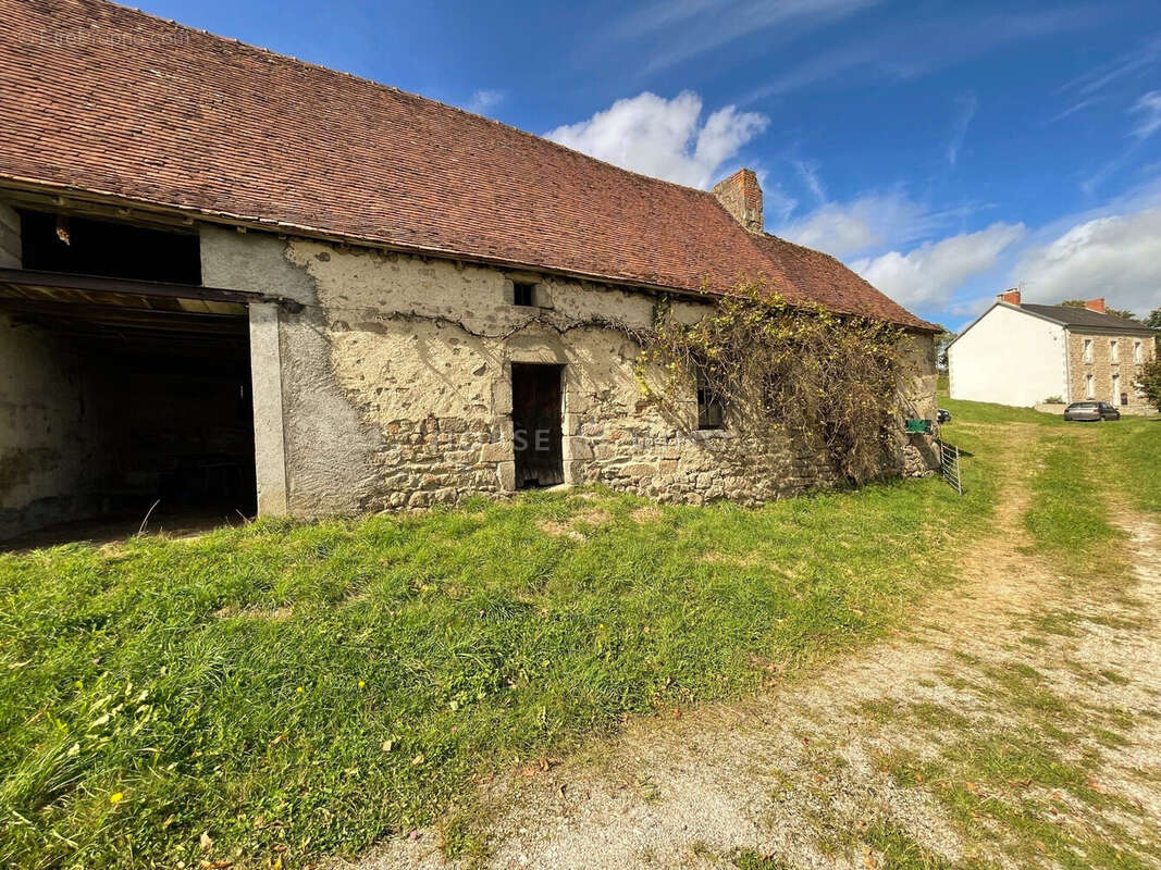 Maison 161 m² à Evaux-Les-Bains  - photo 7