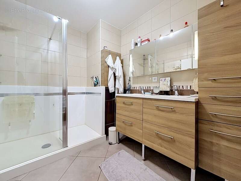 Appartement T4 85m2 calme et lumineux - VETRAZ MONTHOUX - photo 9