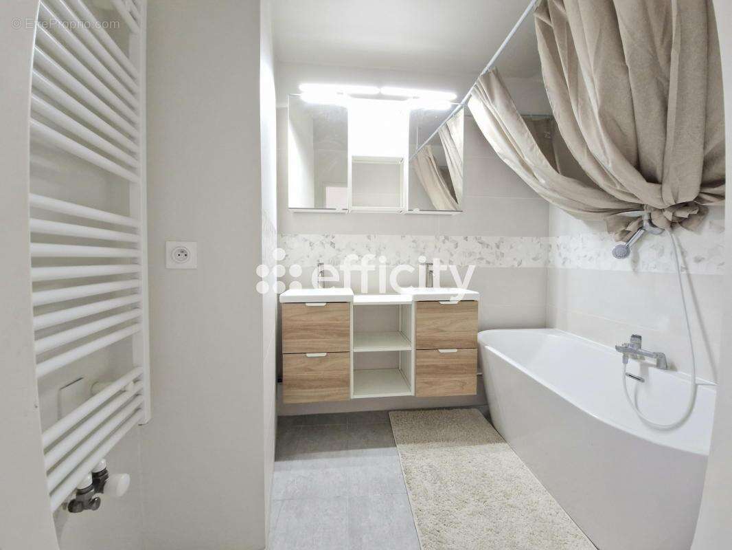 Appartement à CHAMPIGNY-SUR-MARNE