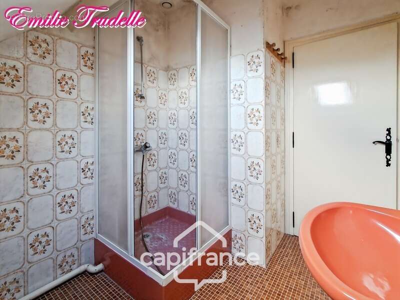 Maison à vendre 8 pièces RUILLE SUR LOIR (72) Pavillon familial de 5/6 chambres sur 205 m² avec garage quadruple - photo 17