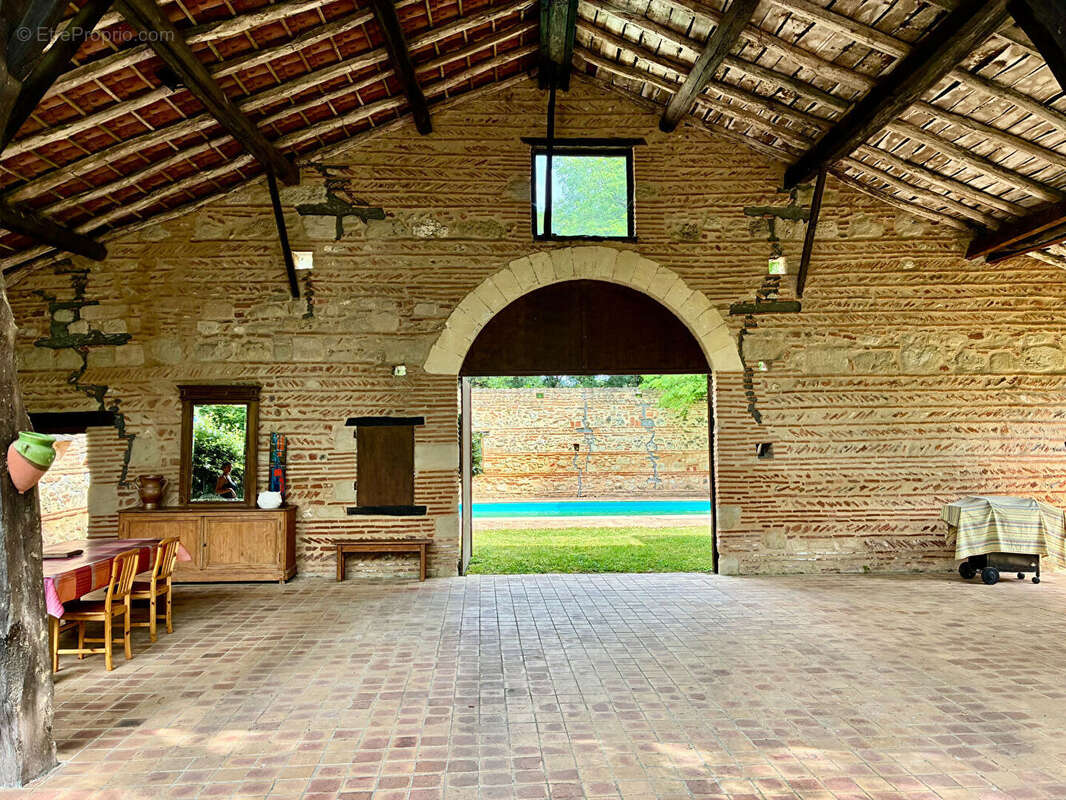 Maison à PINEL-HAUTERIVE