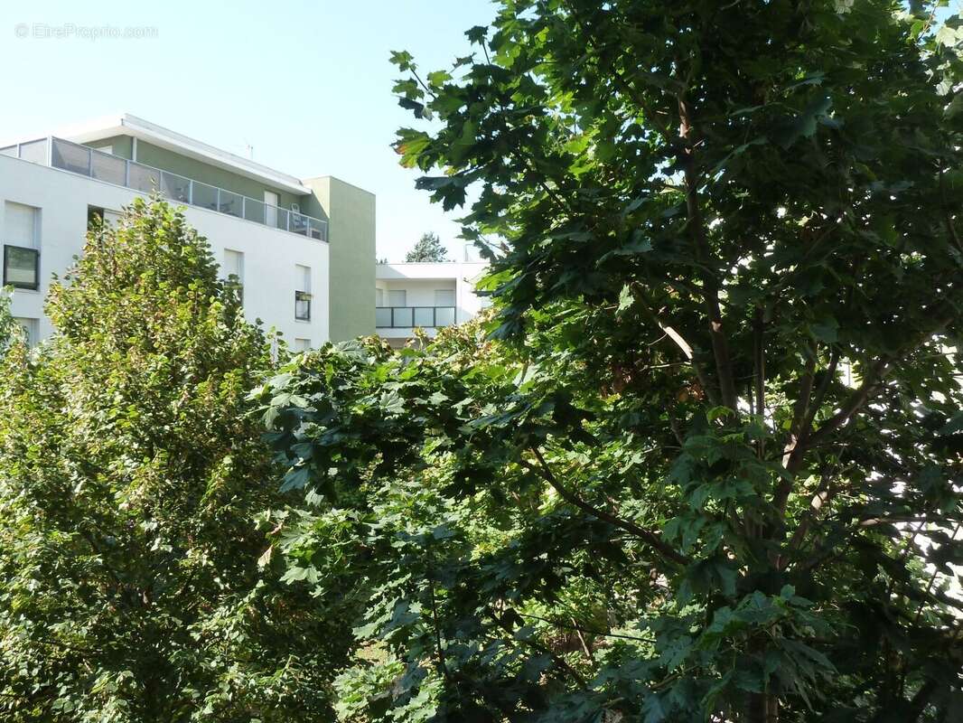 Appartement à LYON-8E