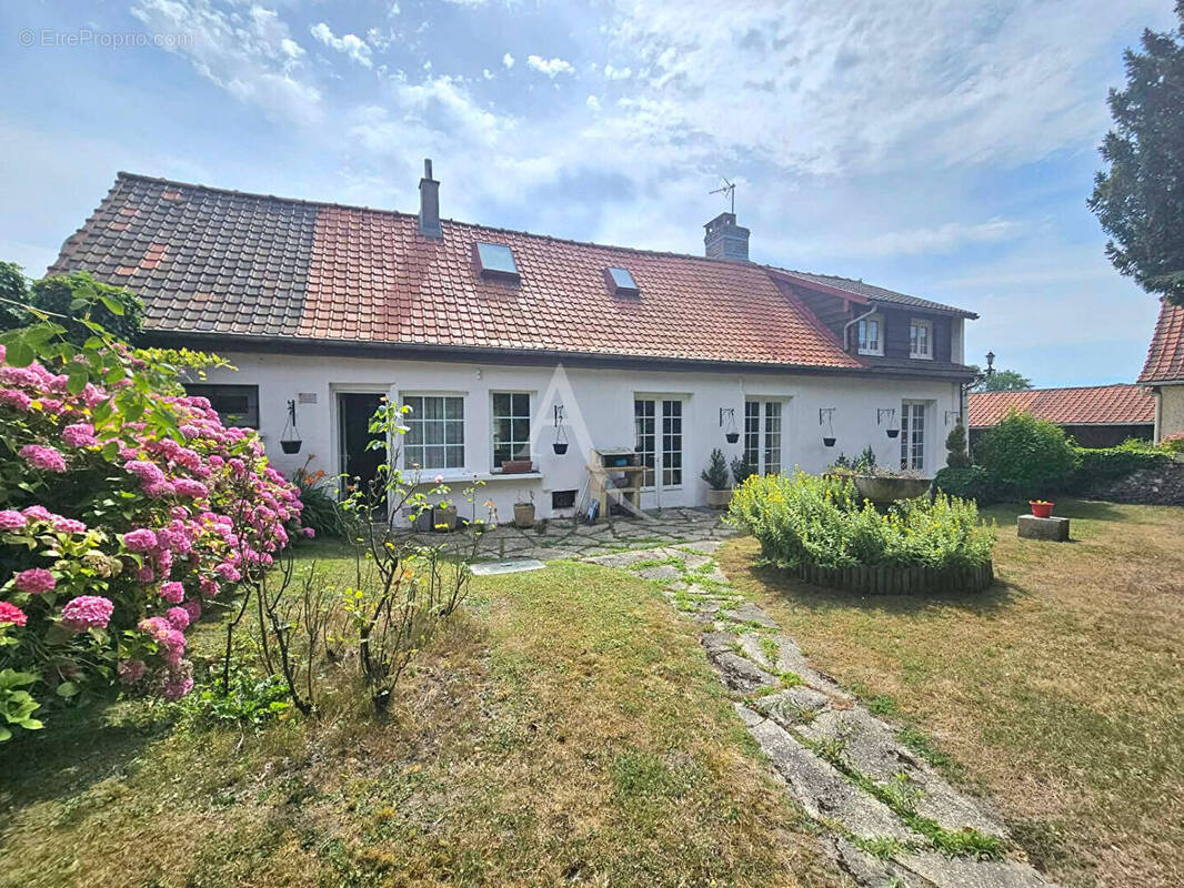 Maison à REGNIERE-ECLUSE