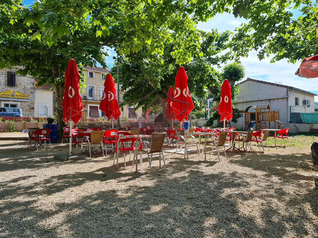 Terrain à SAINT-FLORENT-SUR-AUZONNET