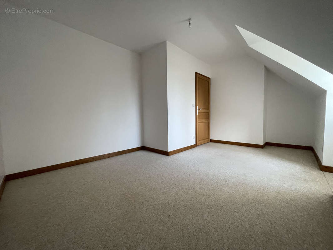 Maison à BLAINCOURT-LES-PRECY