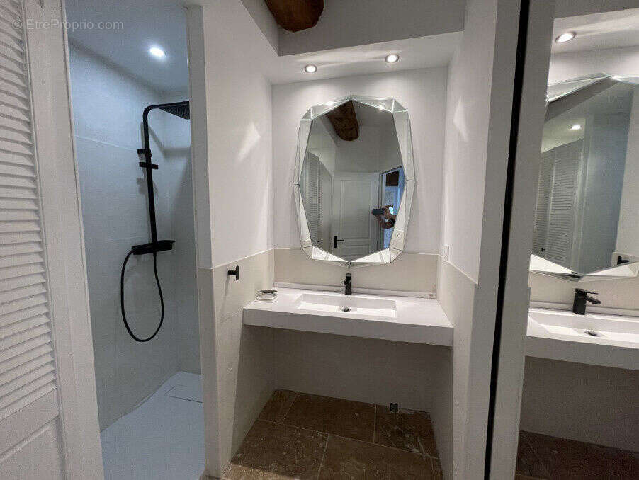 Photo 9 - Maison à ROQUEFORT-DES-CORBIERES