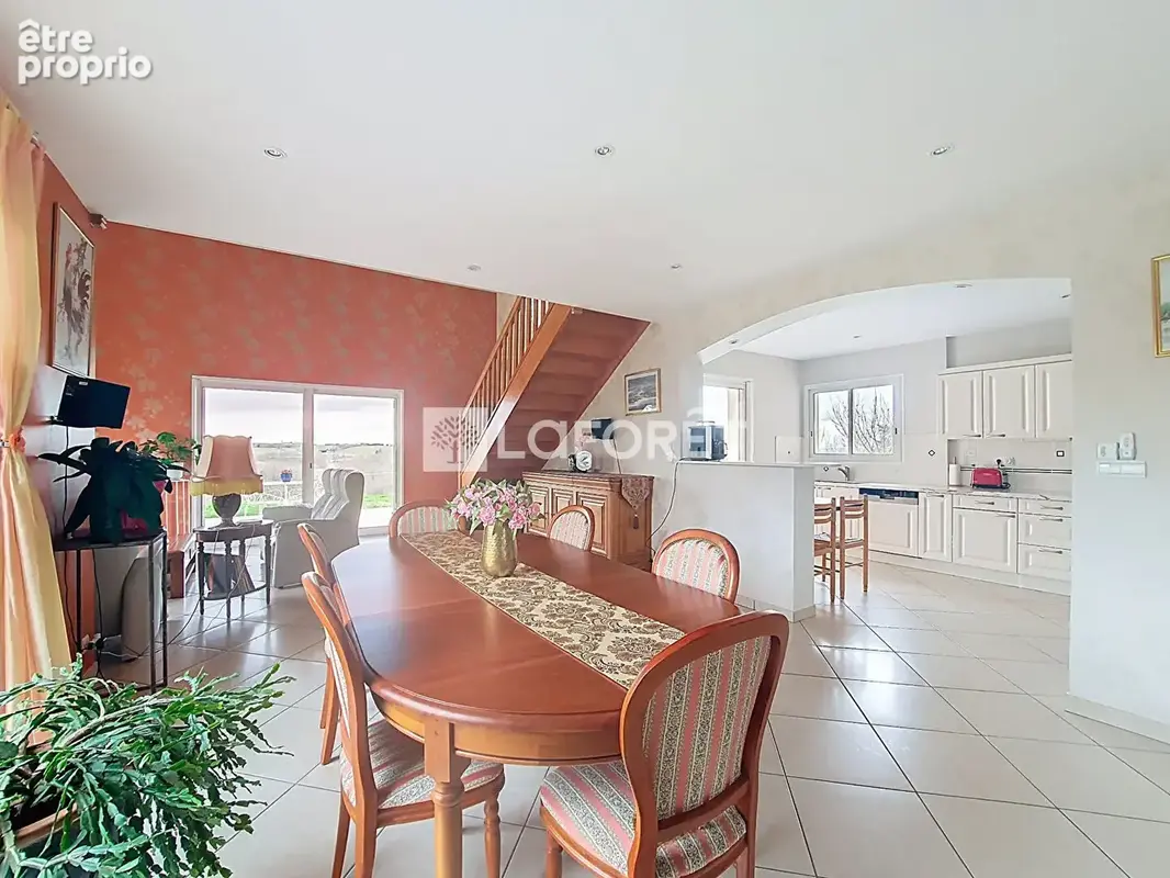 Villemur-sur-Tarn, maison de type 5, garage sur une parcelle de 7 460 m² environ - photo 9