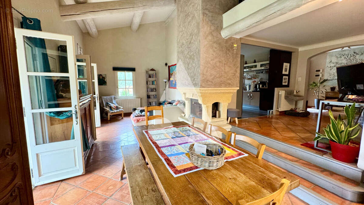 Maison à LA BASTIDONNE